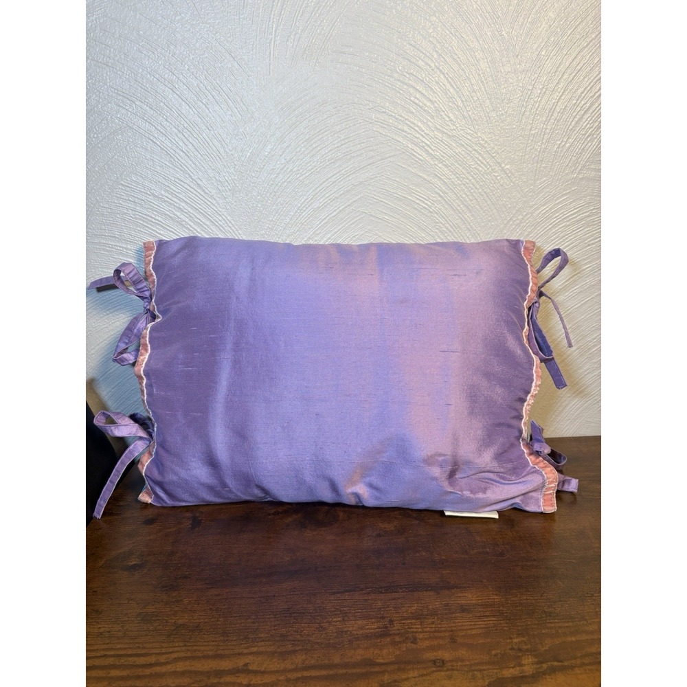 Pottery Barn Kids Throw Pillows Set Of 2 Purple Pink Floral Design Bedroom - Picture 7 of 7